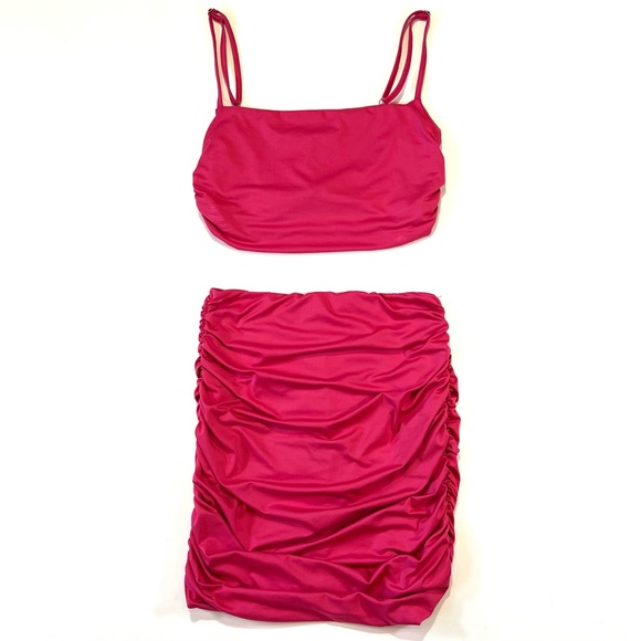 Hot Pink 2 Piece Body Con Cami Crop Top and Ruched Mini Skirt Dress Medium - EUC - Picture 3 of 7